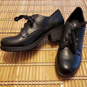 Unr8td black chunky oxfords 9m